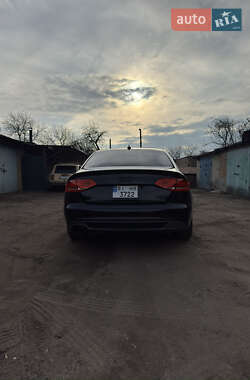 Седан Audi A4 2011 в 
