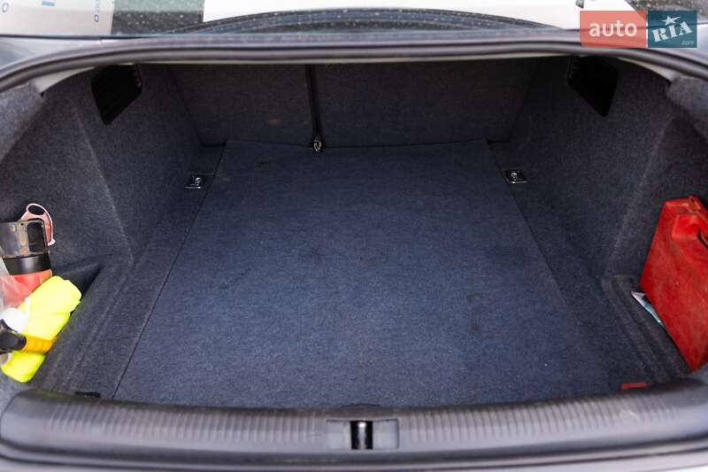 Седан Audi A4 2007 в Луцке