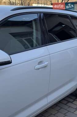 Универсал Audi A4 2016 в 