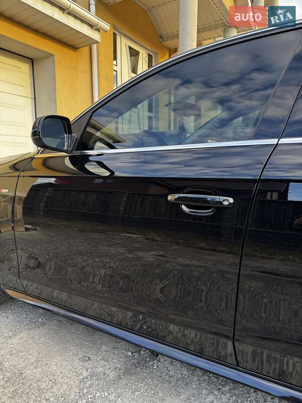Седан Audi A4 2013 в Житомирі