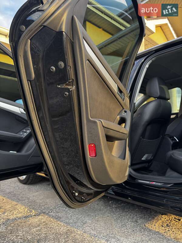 Седан Audi A4 2013 в Житомирі
