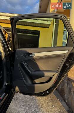 Седан Audi A4 2013 в 