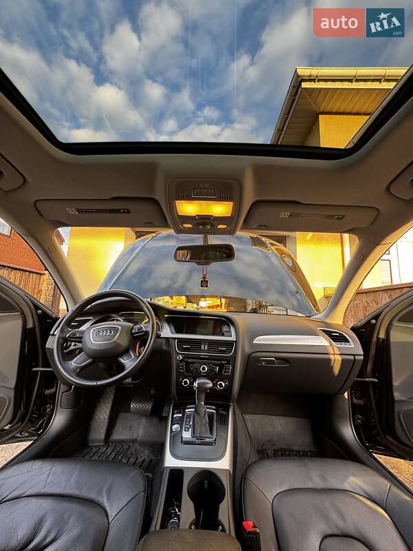 Седан Audi A4 2013 в Житомирі