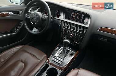 Седан Audi A4 2012 в 
