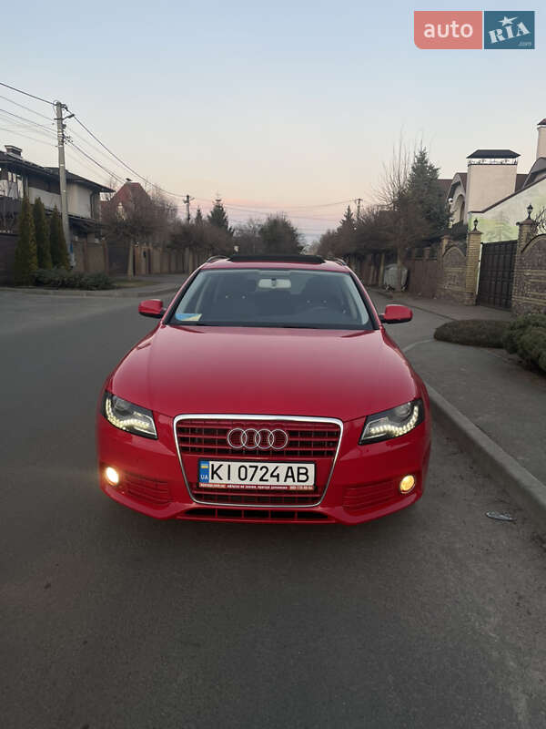 Универсал Audi A4 2011 в Киеве