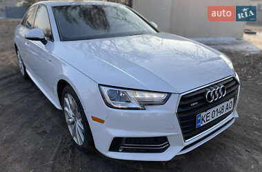Седан Audi A4 2018 в 