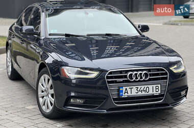 Седан Audi A4 2013 в Івано-Франківську