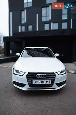Седан Audi A4 2015 в 