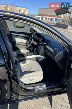 Седан Audi A4 2012 в 