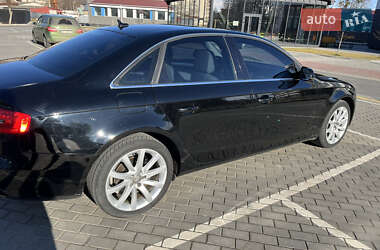 Седан Audi A4 2012 в Луцке