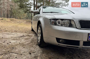 Седан Audi A4 2004 в 