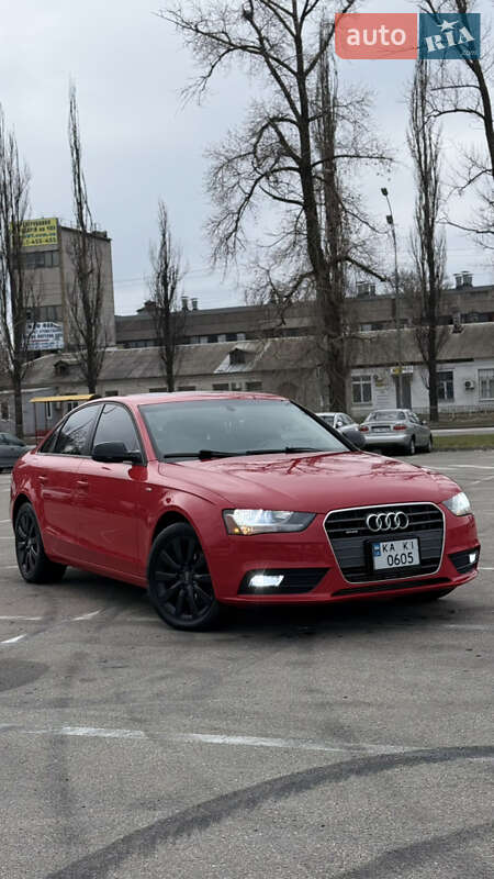 Седан Audi A4 2014 в Киеве