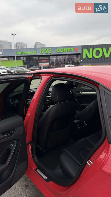 Седан Audi A4 2014 в Киеве