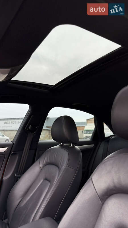 Седан Audi A4 2014 в Киеве