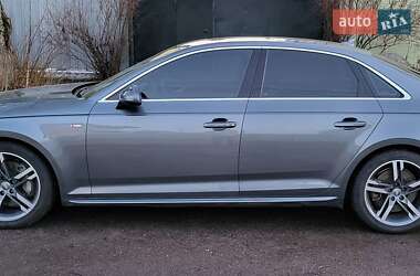 Седан Audi A4 2016 в 