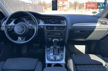 Седан Audi A4 2015 в Долине