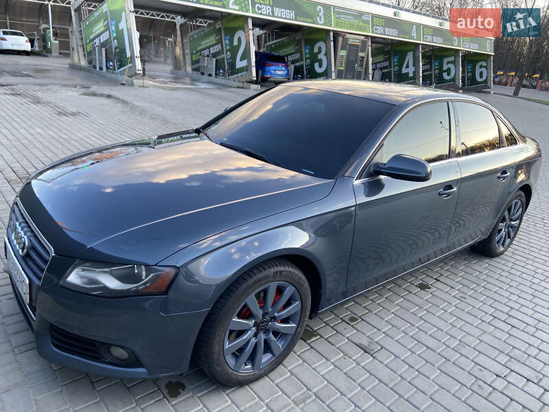 Седан Audi A4 2009 в Кропивницком