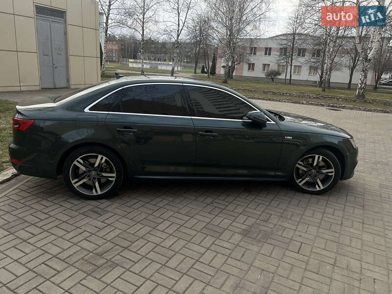 Седан Audi A4 2016 в Сумах