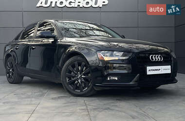 Седан Audi A4 2013 в 