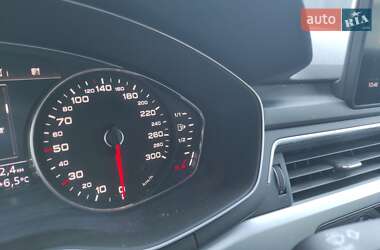 Универсал Audi A4 2018 в 