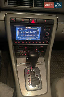 Седан Audi A4 2001 в 