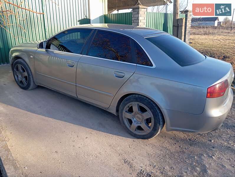Audi A4 2004 Audi A4 2004