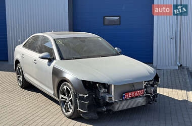 Седан Audi A4 2019 в Ровно