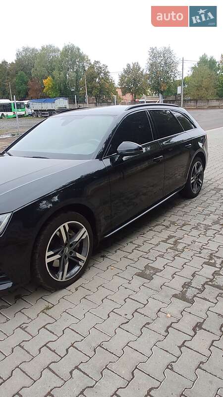 Универсал Audi A4 2017 в 