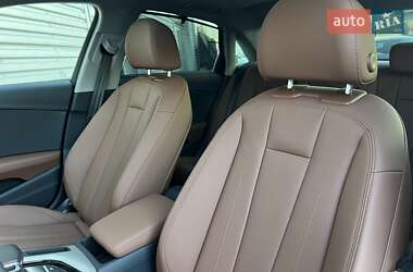Седан Audi A4 2024 в 