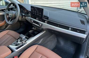 Седан Audi A4 2024 в 
