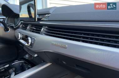 Седан Audi A4 2024 в 