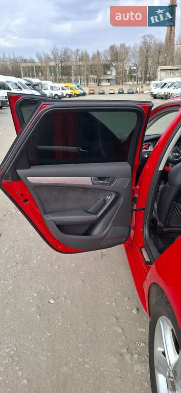 Универсал Audi A4 2012 в Черкассах