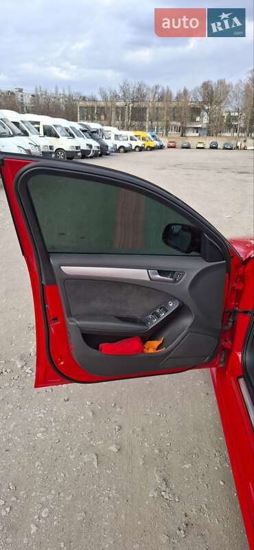 Универсал Audi A4 2012 в Черкассах