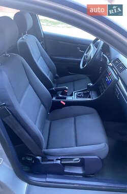 Седан Audi A4 2003 в 