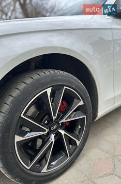 Универсал Audi A4 2013 в 