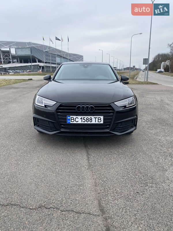Седан Audi A4 2016 в Львове