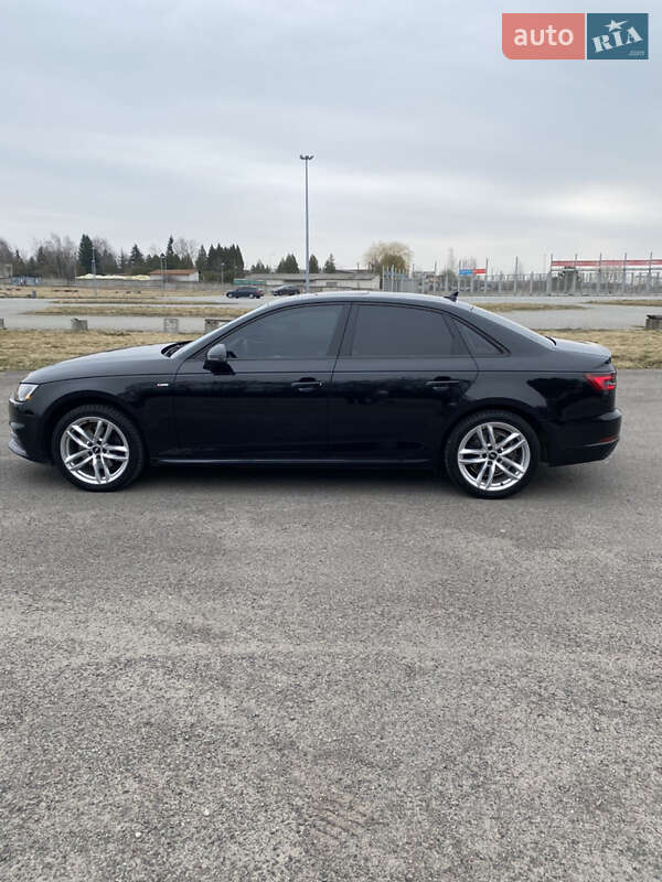 Седан Audi A4 2016 в Львове