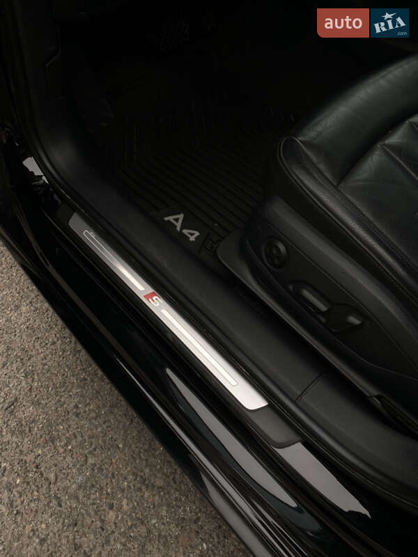 Седан Audi A4 2016 в Львове