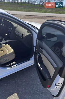 Седан Audi A4 2014 в 