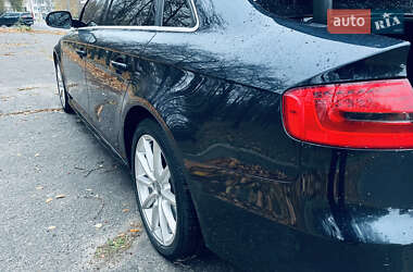 Седан Audi A4 2014 в 
