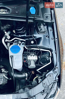 Седан Audi A4 2014 в 