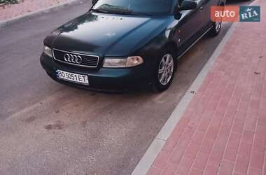 Универсал Audi A4 1996 в 