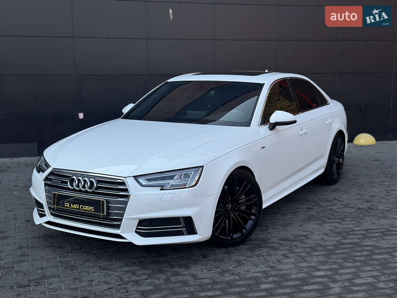 Седан Audi A4 2015 в 