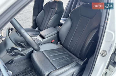 Седан Audi A4 2015 в 
