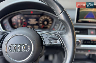Седан Audi A4 2015 в 