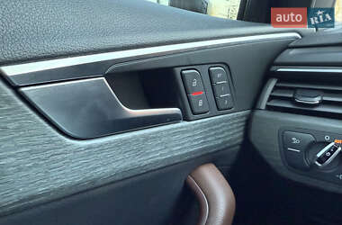Седан Audi A4 2018 в 