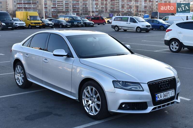 Седан Audi A4 2011 в 