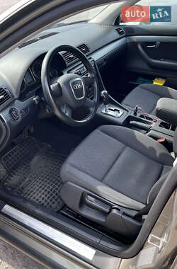 Седан Audi A4 2005 в 
