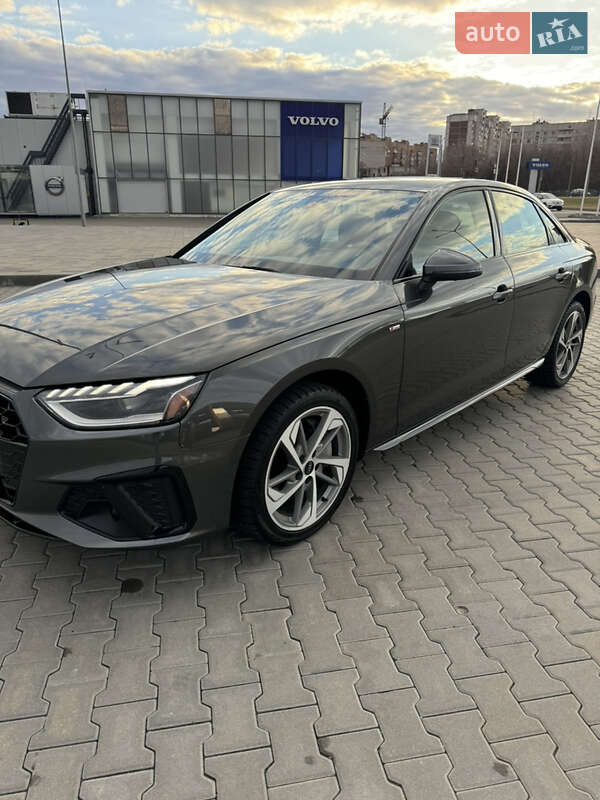 Седан Audi A4 2021 в Харькове