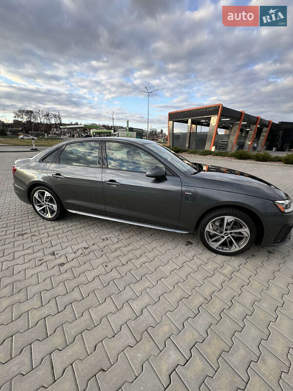 Седан Audi A4 2021 в Харькове